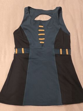 Crowned Athletics Changed Fates Athletic Tank Top Size Medium